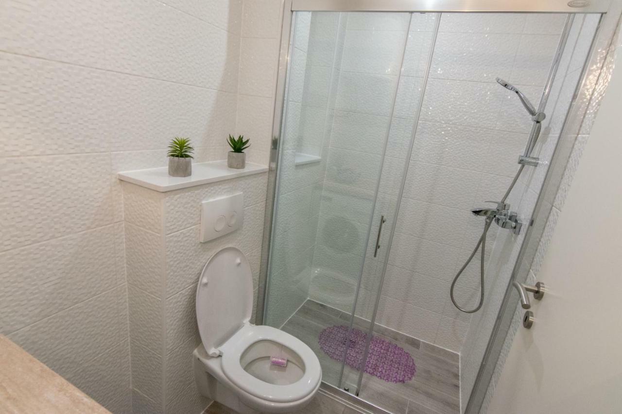 Apartment Lidija 1 Makarska